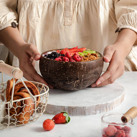 Eco-friendly Coconut Bowls & Spoons Set of 2-10