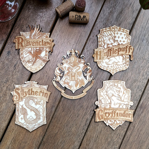 Set of 5 Harry Potter Wooden Coasters - Handmade Gift - Housewarming - Wood Kitchenware - Hogwarts Schools-1